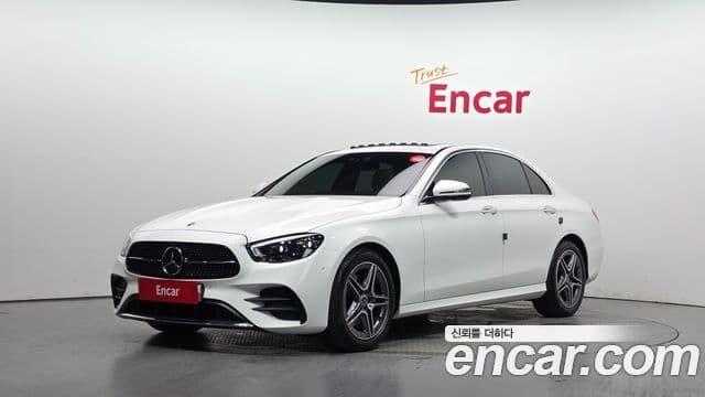 Mercedes-Benz E-Class 2023 — ფოტო 10/20