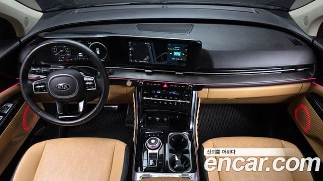 Kia Carnival 2020 — фото 7 из 20