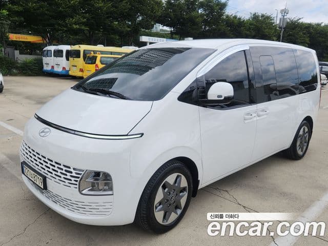 Hyundai Staria 2025 — ფოტო 20/20