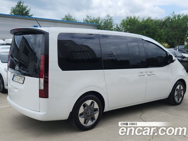 Hyundai Staria 2025 — ფოტო 4/20