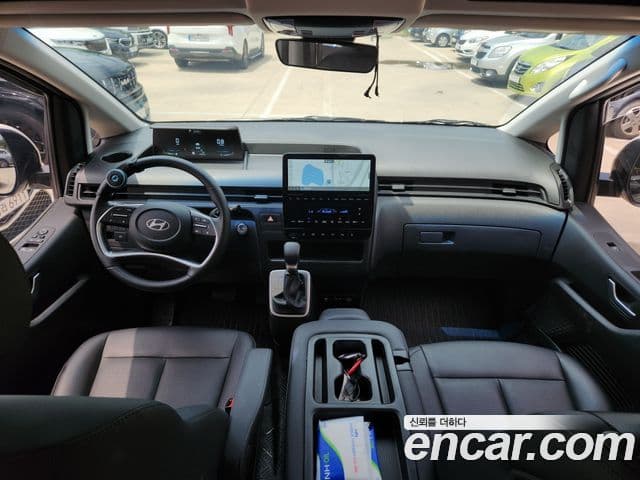 Hyundai Staria 2025 — ფოტო 6/20