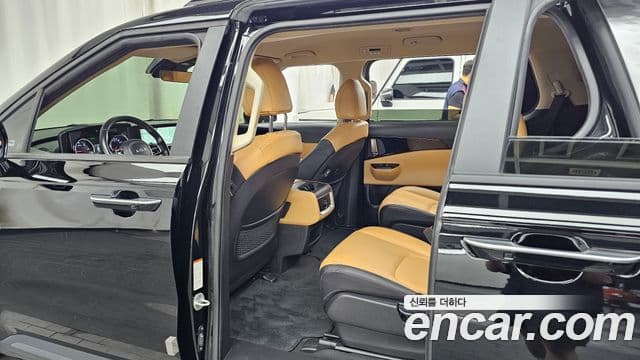 Kia Carnival 2022 — Фото 16/20