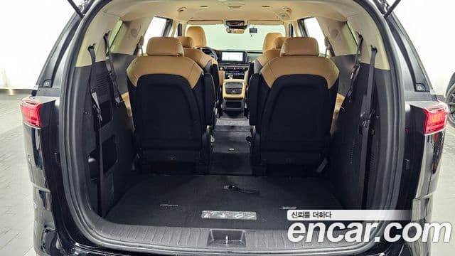Kia Carnival 2022 — Фото 20/20