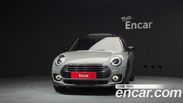 Mini Cooper Clubman 2021 — Photo 13/36