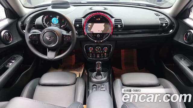 Mini Cooper Clubman 2021 — Photo 35/36