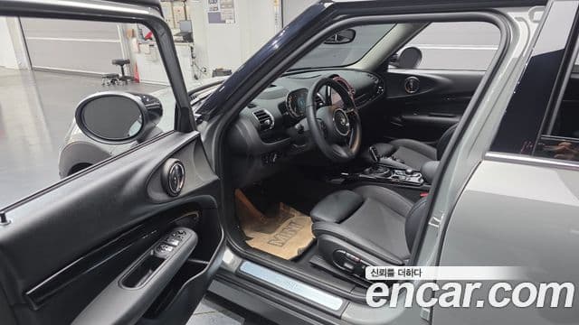 Mini Cooper Clubman 2021 — Photo 2/36