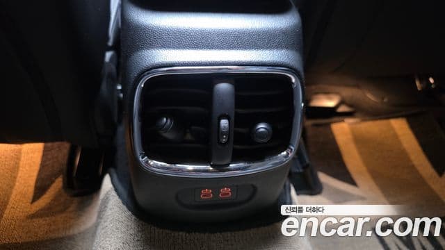 Mini Cooper Clubman 2021 — Photo 12/36