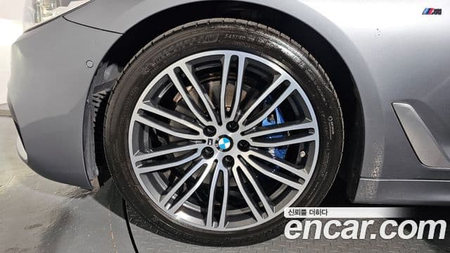 BMW 5 Series 2019 — Şəkil 5/20