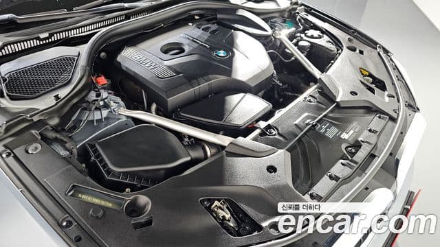 BMW 5 Series 2019 — Şəkil 6/20