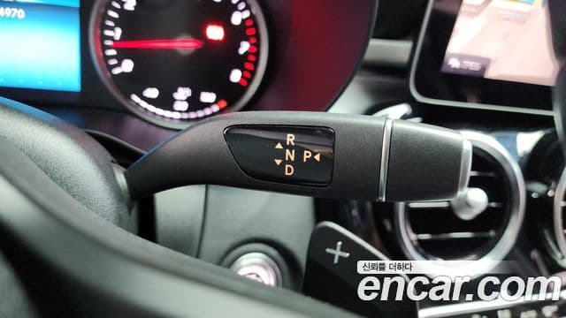 Mercedes-Benz C-Class 2019 — фото 9 из 20