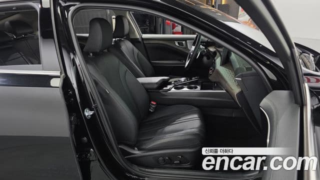 Kia K8 2023 — фото 12 из 20