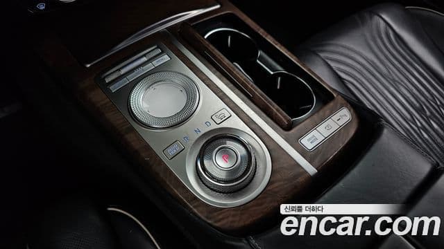 Genesis Electrified G80 2021 — фото 9 из 20
