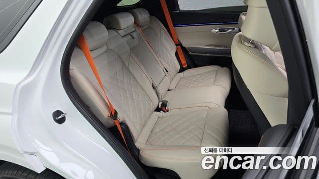 Genesis GV70 2025 — ფოტო 11/20
