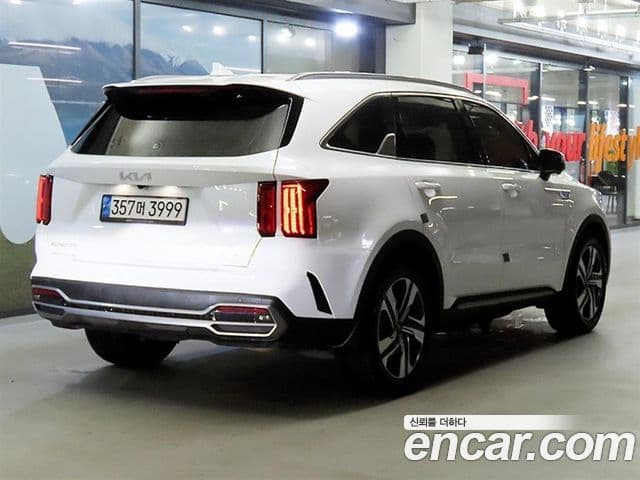 Kia Sorento 2022 — ფოტო 3/20