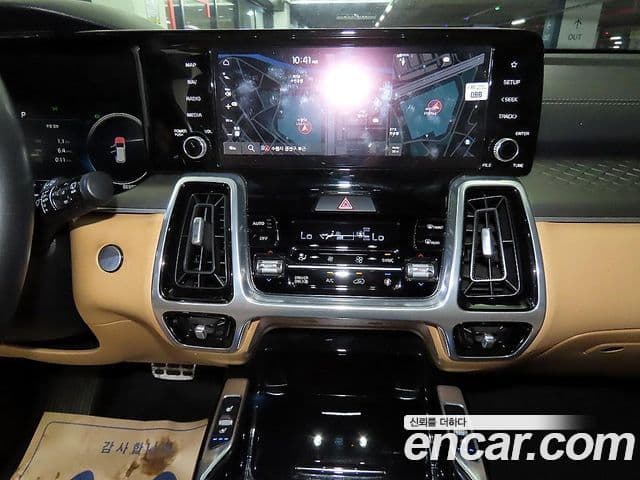 Kia Sorento 2022 — ფოტო 11/20