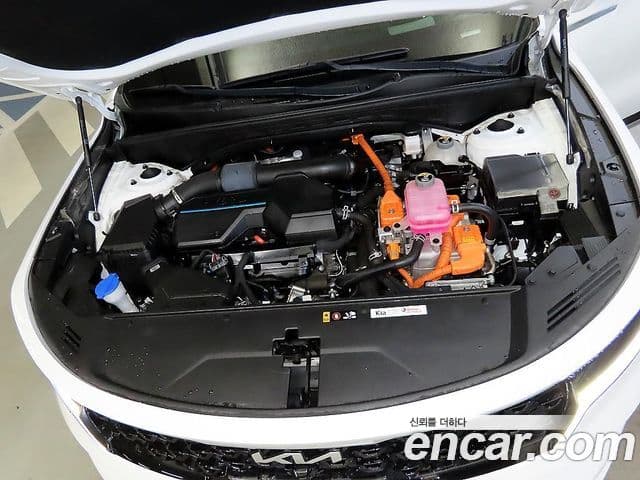 Kia Sorento 2022 — ფოტო 19/20