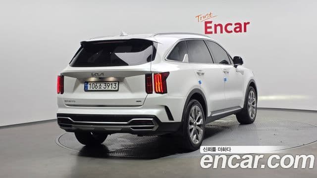 Kia Sorento 2023 — фото 2 из 20