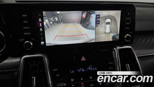 Kia Sorento 2023 — фото 15 из 20