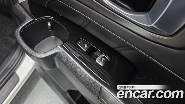 Kia Sorento 2023 — фото 18 из 20