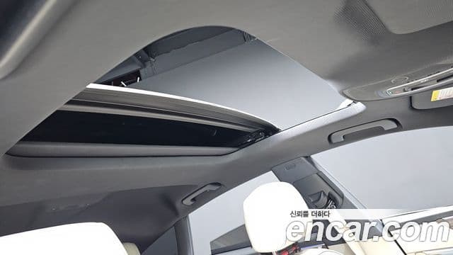 Audi A7 2020 — Şəkil 28/33