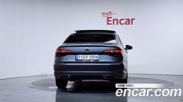 Volkswagen Jetta 2021 — Şəkil 4/20