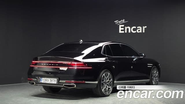 Genesis G90 2023 — ფოტო 2/20