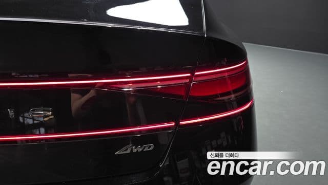 Genesis G90 2023 — Photo 15/39