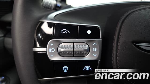 Genesis G90 2023 — Photo 21/39