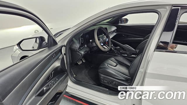 Hyundai Avante 2022 — ფოტო 10/20