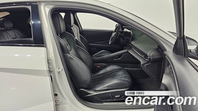 Hyundai Avante 2022 — ფოტო 11/20