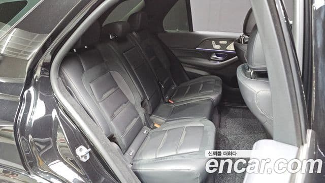 Mercedes-Benz GLE-Class 2022 — Şəkil 11/20