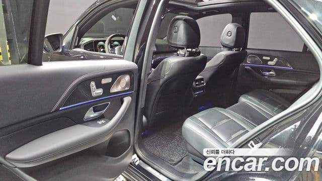 Mercedes-Benz GLE-Class 2022 — ფოტო 26/37