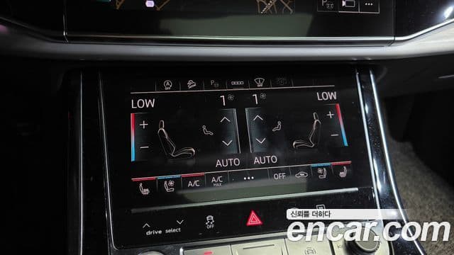 Audi Q8 2021 — ფოტო 21/36