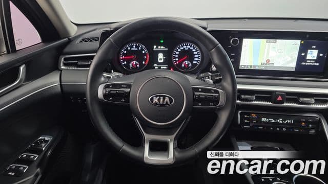 Kia K5 2021 — фото 13 из 20