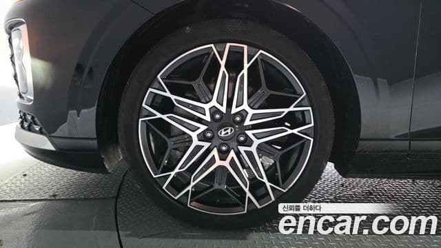 Hyundai Grandeur 2023 — ფოტო 5/20