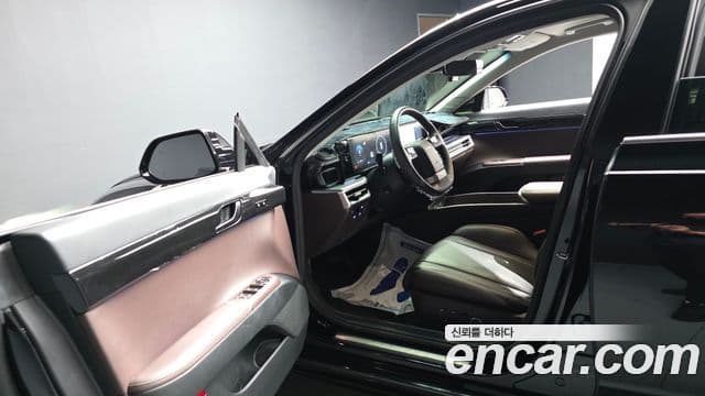 Hyundai Grandeur 2023 — ფოტო 10/20
