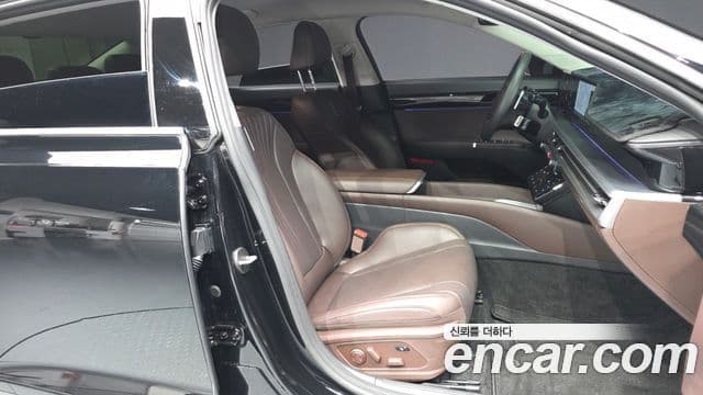 Hyundai Grandeur 2023 — ფოტო 11/20