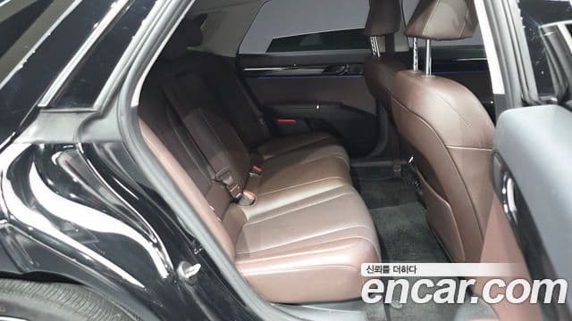 Hyundai Grandeur 2023 — ფოტო 12/20