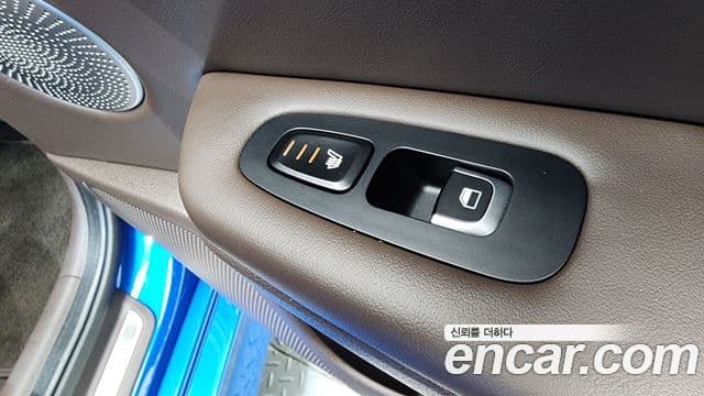 Kia Stinger 2019 — Фото 18/20