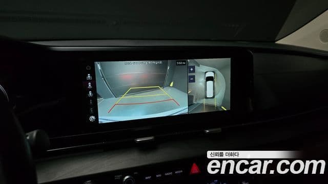 Kia Carnival 2021 — фото 15 из 20