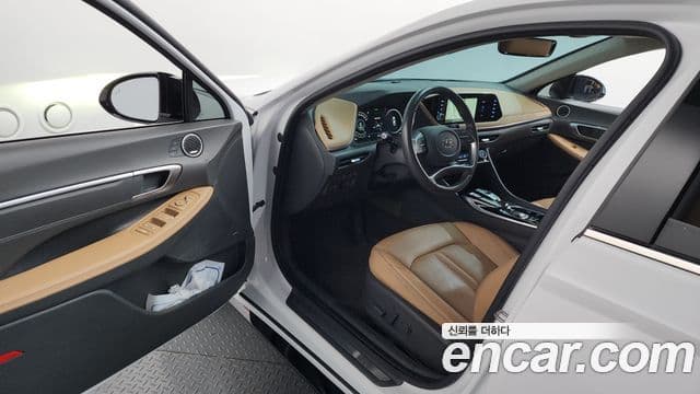 Hyundai Sonata 2023 — ფოტო 10/20