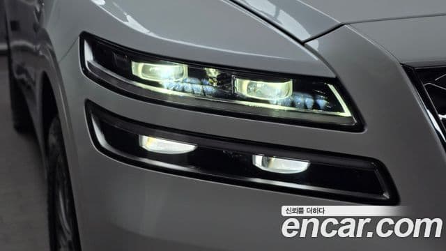 Genesis GV80 2023 — ფოტო 12/33
