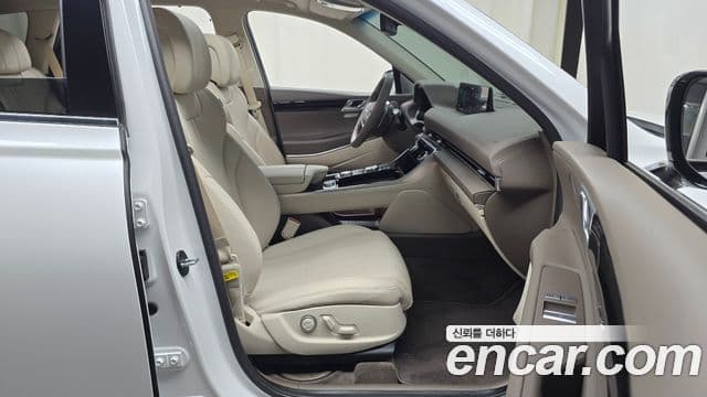 Genesis GV80 2023 — ფოტო 26/33