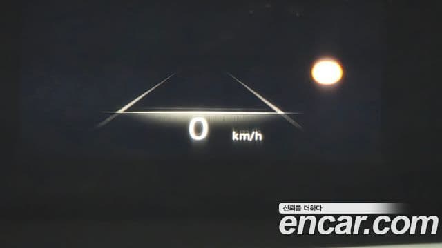 Genesis Electrified G80 2022 — ფოტო 18/20