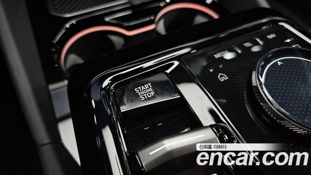 BMW 5 Series 2025 — Photo 11/34