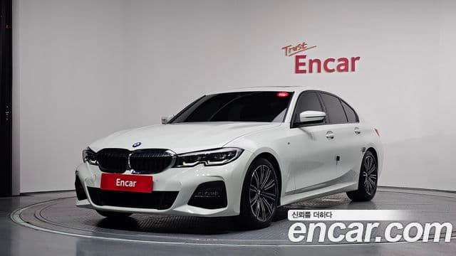 BMW 3 Series 2022 — ფოტო 9/20