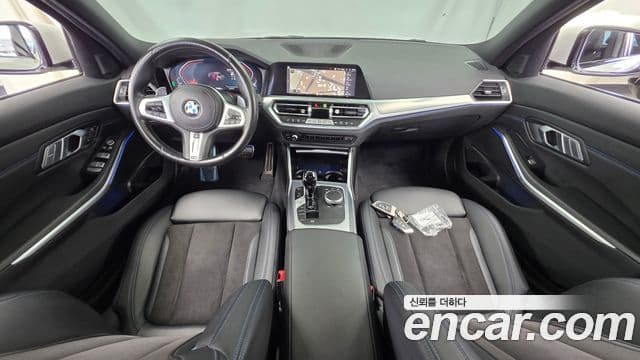 BMW 3 Series 2022 — ფოტო 10/20