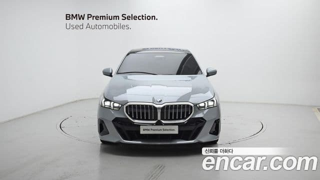 BMW 5 Series 2024 — фото 2 из 20