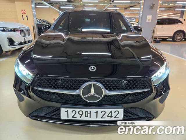 Mercedes-Benz A-Class 2023 — ფოტო 4/20