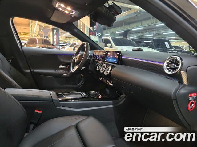 Mercedes-Benz A-Class 2023 — ფოტო 13/20
